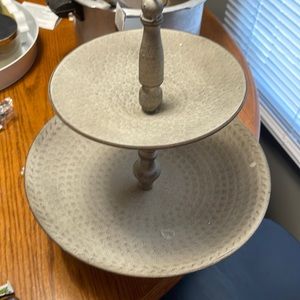 Metal two tier tray